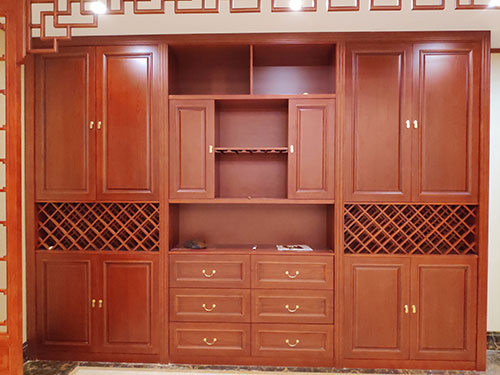 丰满中式家居装修之中式酒柜装修效果图